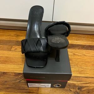 Vince Camuto- Black Heels